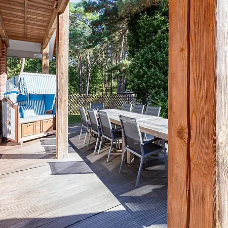 Strandhaus Huehnergott * Neuhaus (Mecklenburg-Vorpommern)