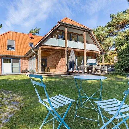 Strandhaus Huehnergott بيت للعطل